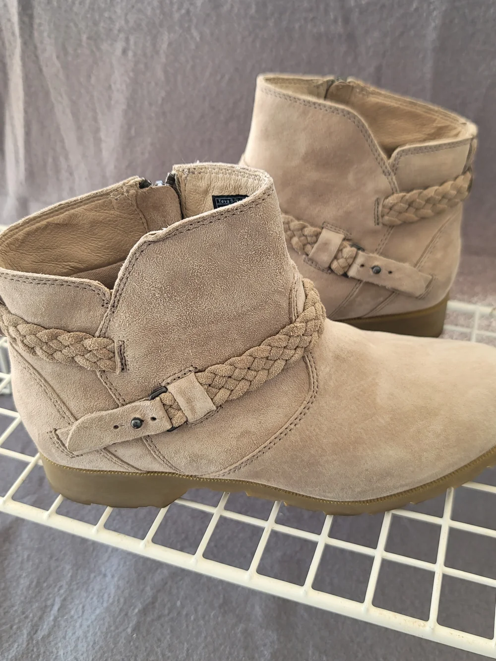 Teva like new